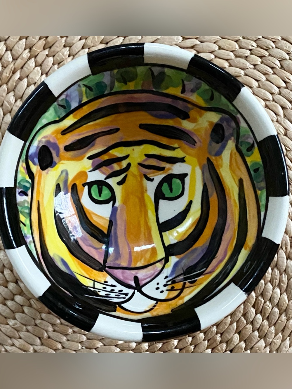 Vintage Hand-Painted Ceramic Tiger Face Bowl - 7” Whimsical Checked Rim